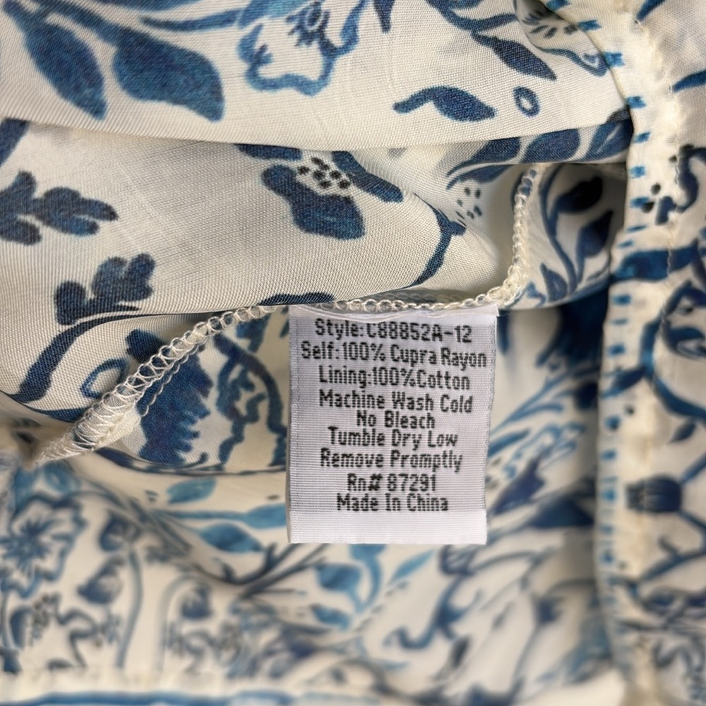 Johnny Was Mediterranean Silky like Tile Print Long Dress & liner 
Size M - Picture 3 of 6